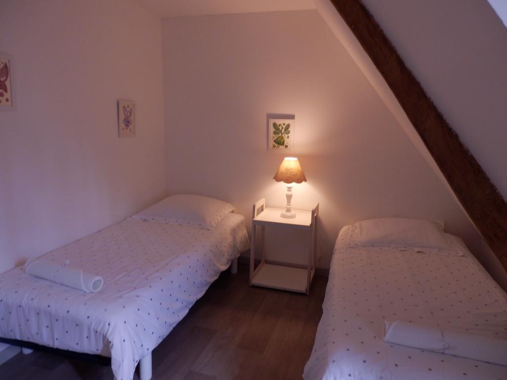 Au Presbytere De Dagmar Erbrée Kamer foto