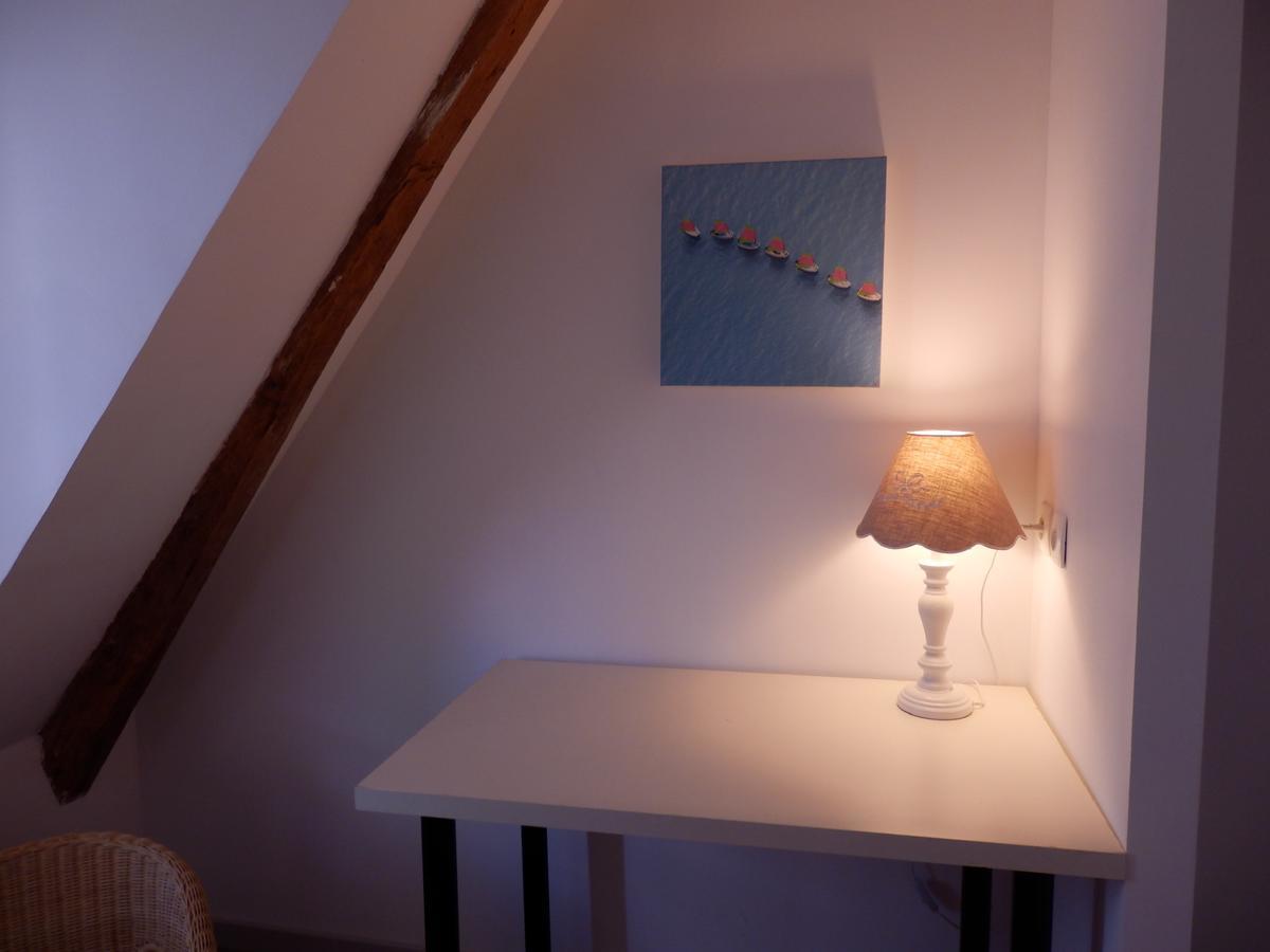 Au Presbytere De Dagmar Erbrée Kamer foto